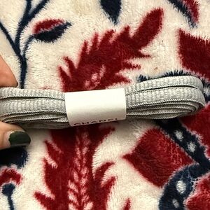 CHANEL Grey shoelaces